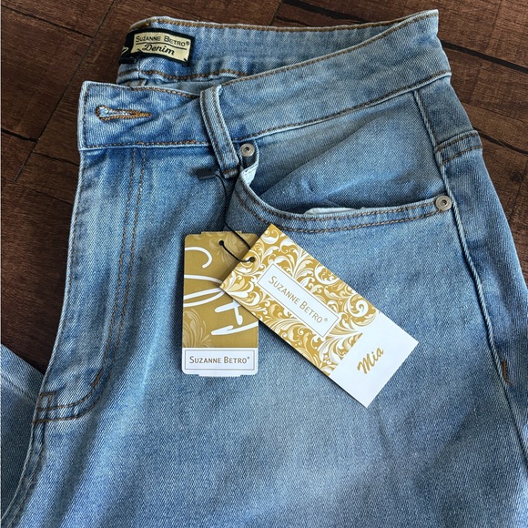 NWT | Suzanne Betro Mia High Waist Super Relaxed Jeans - Picture 2 of 11